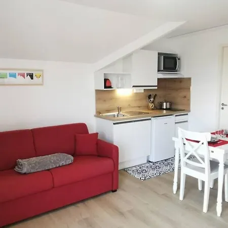 Lejlighed 2 Pers Avec Acces Piscine Et Sauna Les Déserts