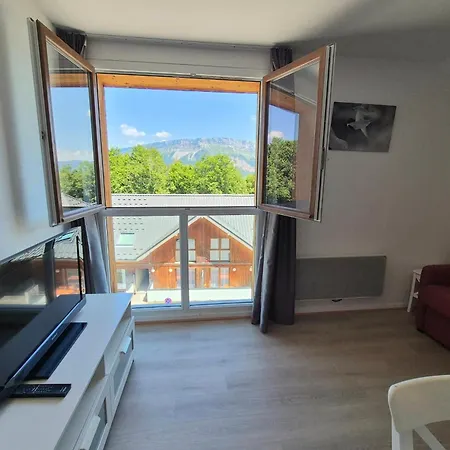 2 Pers Avec Acces Piscine Et Sauna Apartmán *