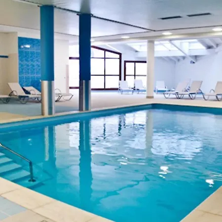 2 Pers Avec Acces Piscine Et Sauna * Les Déserts