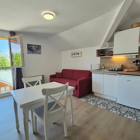 2 Pers Avec Acces Piscine Et Sauna Les Déserts